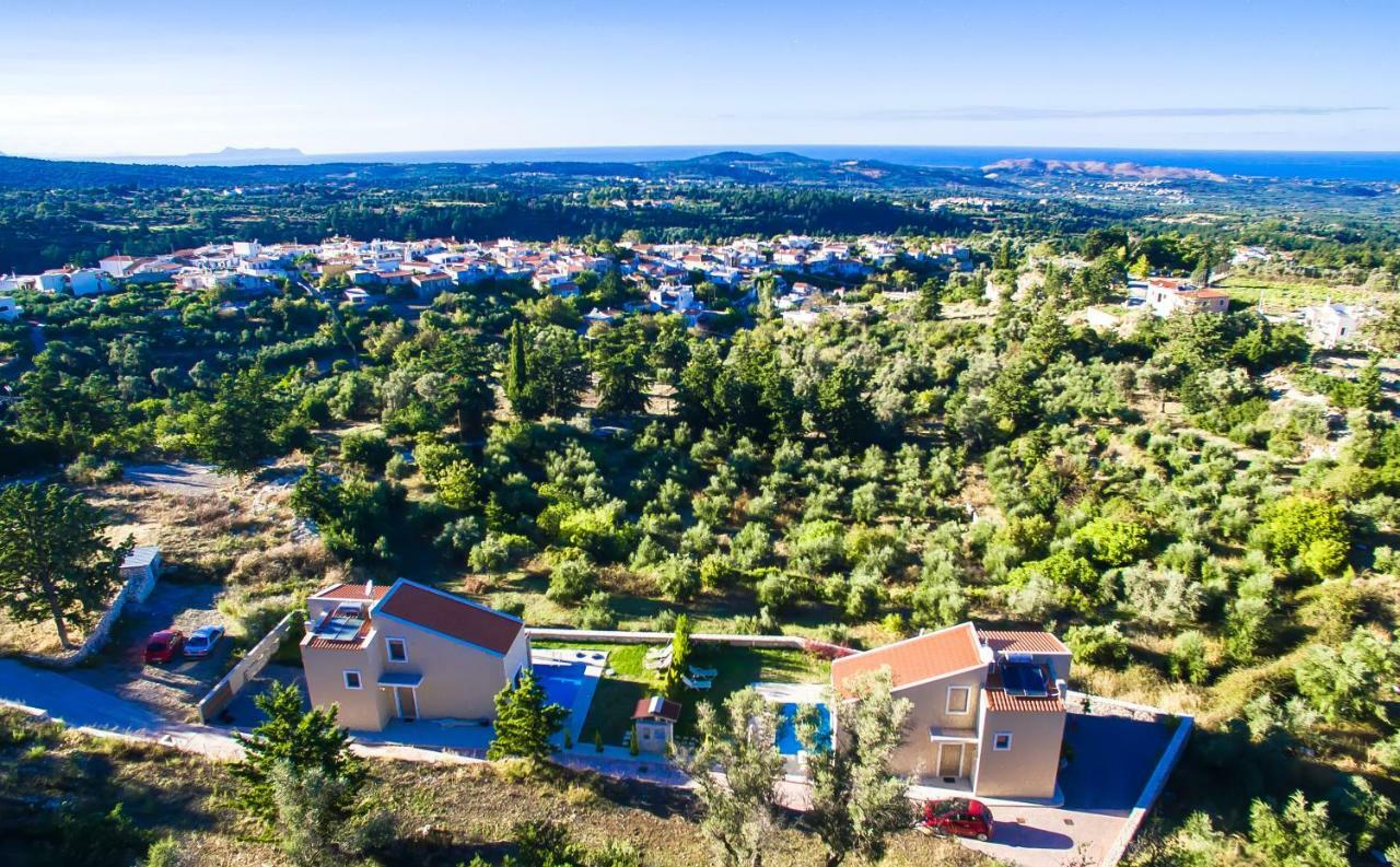 Mon Emvasia Margarites Villas Margarítai Buitenkant foto