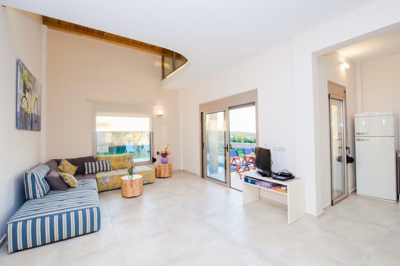 Mon Emvasia Margarites Villas Margarítai Buitenkant foto